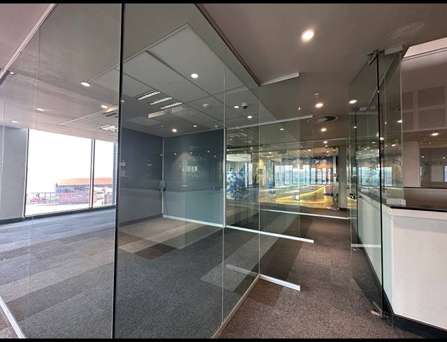 11,400M² OFFICE FOR SALE IN CENTURION CENTRAL